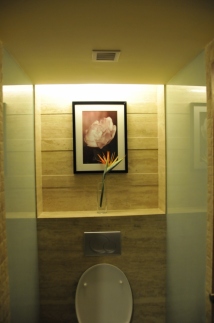 Lobby Toilet Gents
